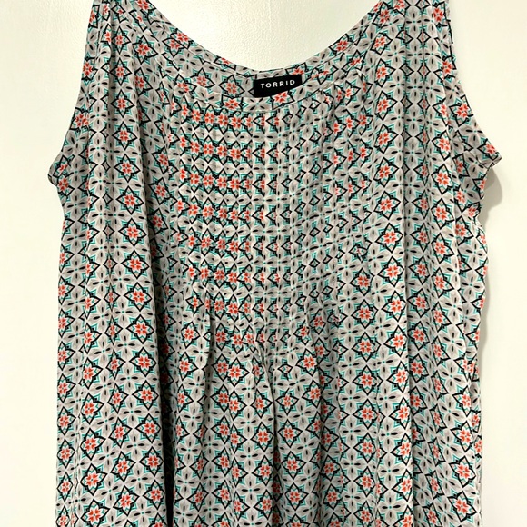 TORRID CAMISOLE - Picture 2 of 6